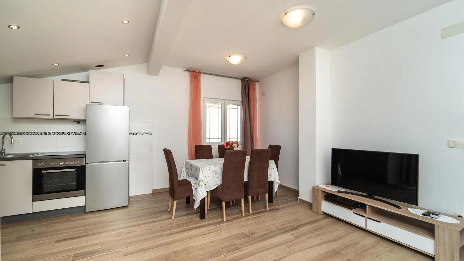Amazing Apartment In Biograd Na Moru With Wifi 0*,